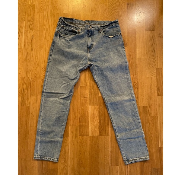 Men’s Levi Jeans - Picture 7 of 8